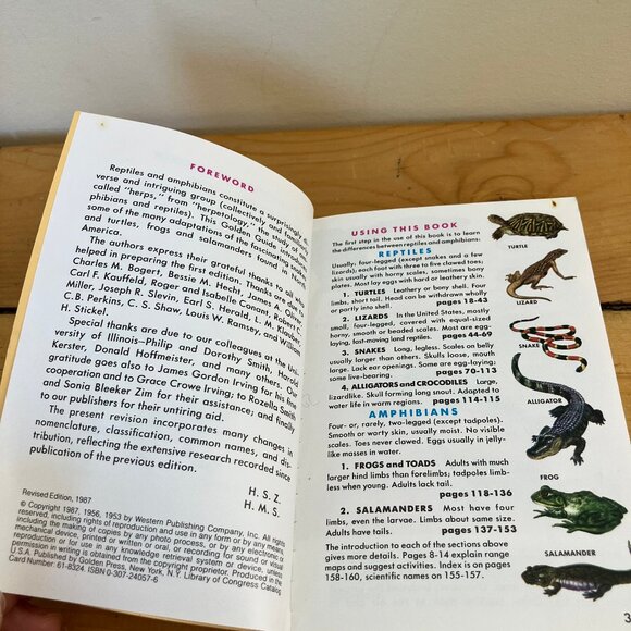 Reptiles & Amphibians A Golden Guide Nature Field Book Vintage 1987 Revised Ed - Picture 4 of 5